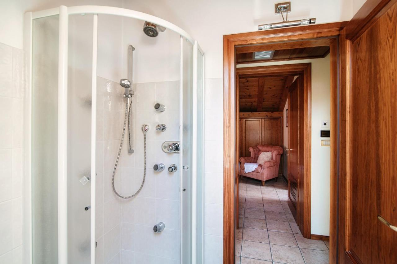 Charming & Luxury Villa Como Lake Екстер'єр фото